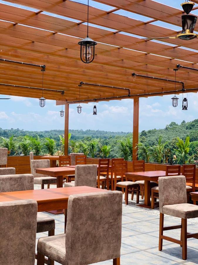 Hotel Beeza Clubhouse à Kottayam Extérieur photo