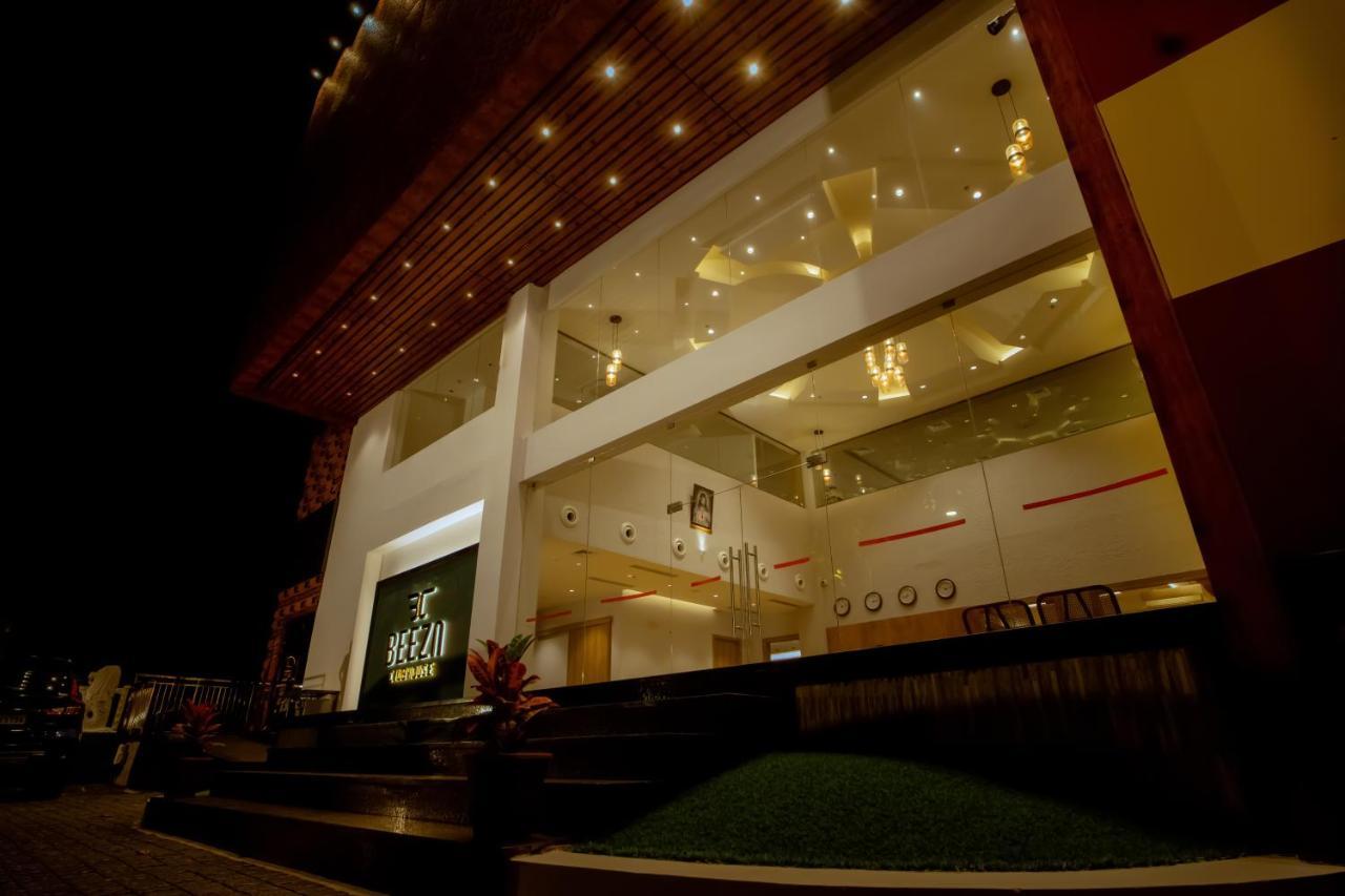 Hotel Beeza Clubhouse à Kottayam Extérieur photo