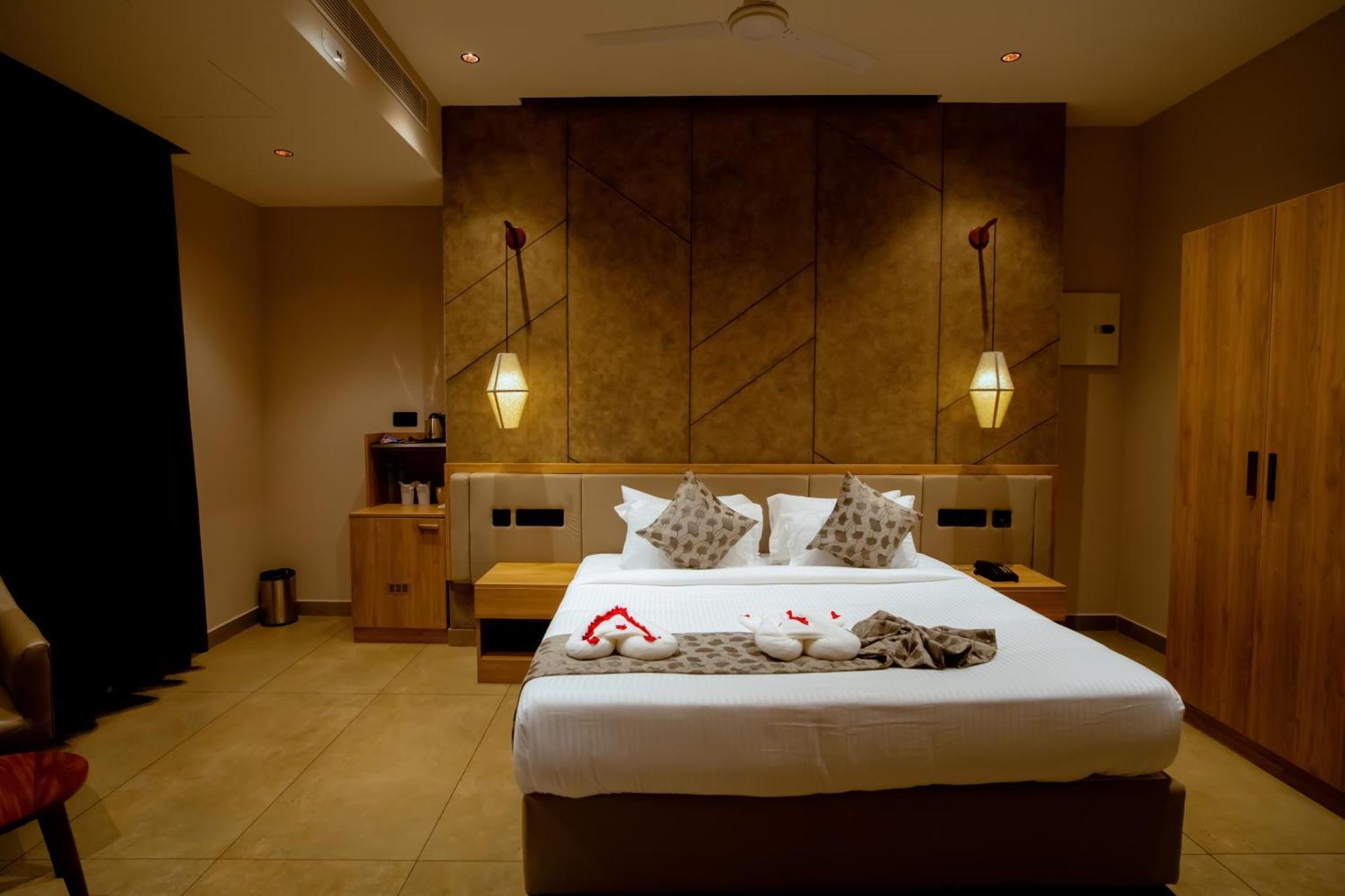 Hotel Beeza Clubhouse à Kottayam Extérieur photo