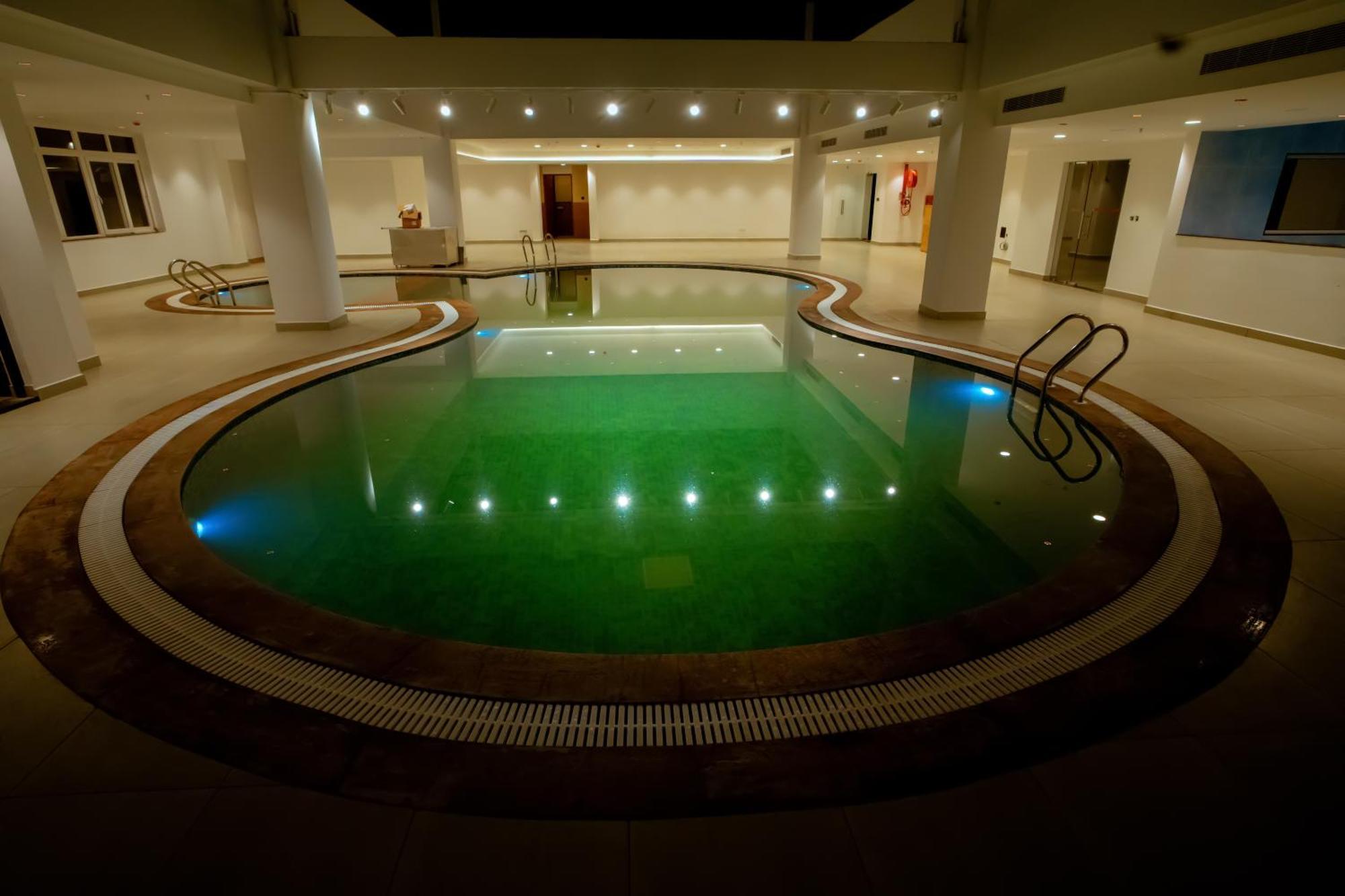 Hotel Beeza Clubhouse à Kottayam Extérieur photo